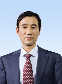黄卫中